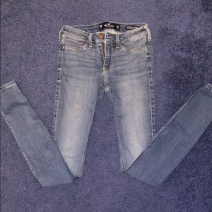 Low-Rise Jean Leggings. 00R.